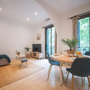 Stylish Diagonal Apartment Barcelona